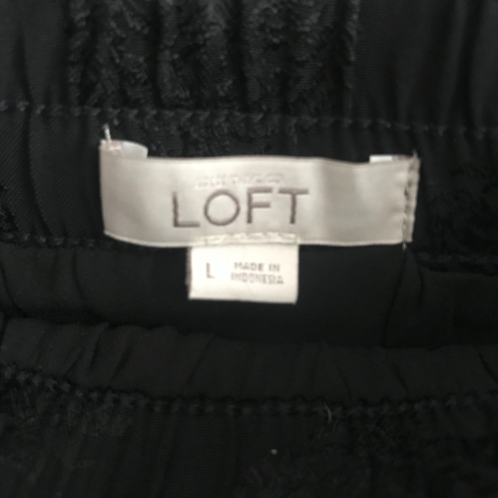 Black Patterned Loft Skirt - Picture 2 of 3